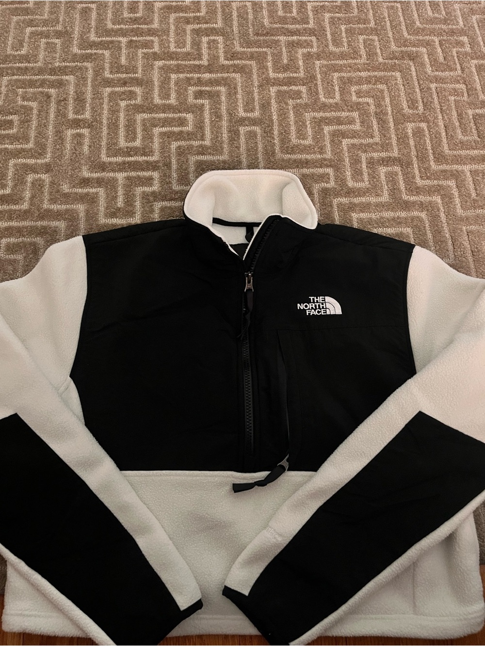 The North Face Women’s Large Black White HALF Zip Fleece Jacket Size L